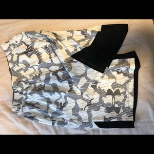 Under Armour mens Combine athletic shorts